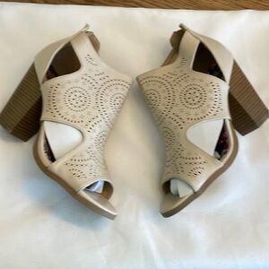 CHRISTIAN LACROIX BEIGE SHOOTIES.   NEW IN BOX